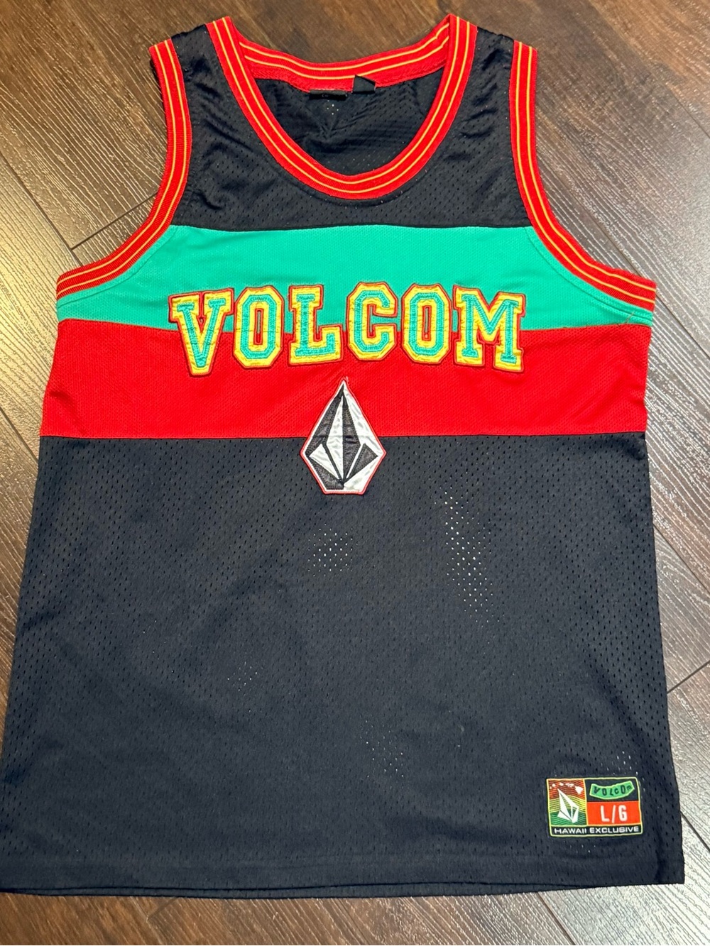 VTG Volcom Basketball Mesh Jersey Black Red Green Hawaii Exclusive / Mens Large